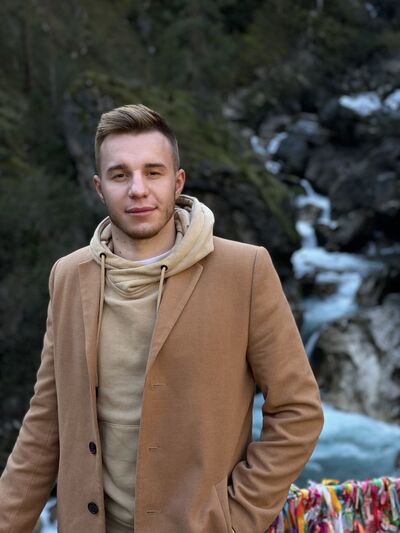  ,   , 27 ,   ,   