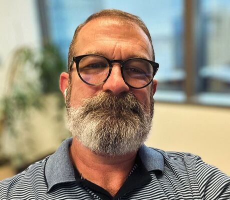  Lagos,   Owen, 70 ,   ,   