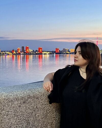  ,   Daria, 29 ,   
