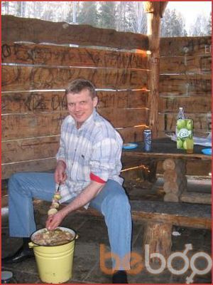 ,   Sergej, 52 ,   