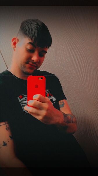  ,   Jonathan, 22 ,   ,   