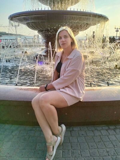  ,   Anna, 28 ,   ,   