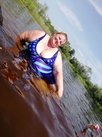  ,   Lydmila, 60 ,     , c 