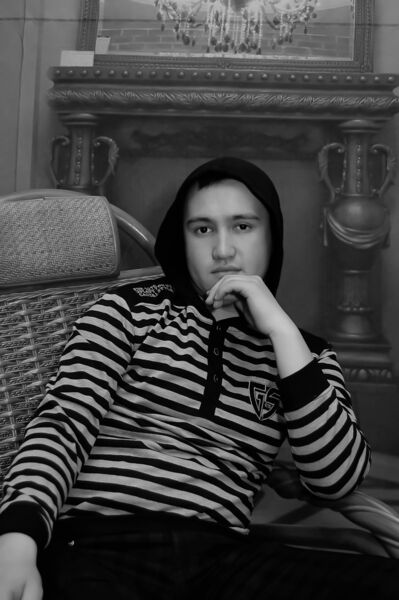  ,   Dima, 34 ,   