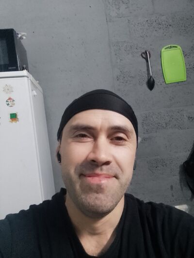  ,   Sergio, 37 ,   ,   