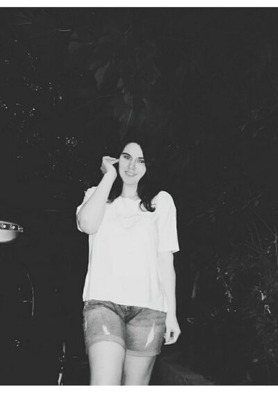  ,   Eva, 25 ,   ,   , c 