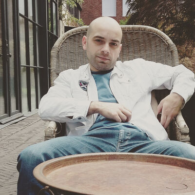  ,   Gio, 39 ,   ,   