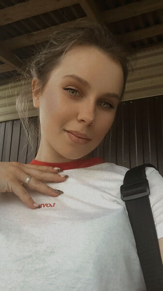  ,   Valeria, 22 ,   ,   