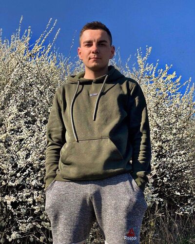  Tarnowskie Gory,   , 29 ,   ,   , c 