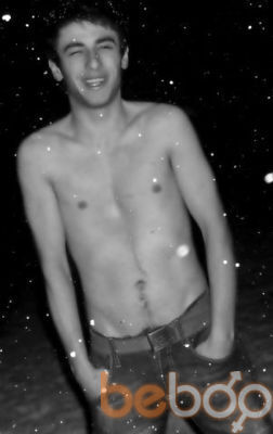  ,   Rene, 33 ,   
