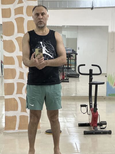  ,   David, 35 ,   ,   , c , 