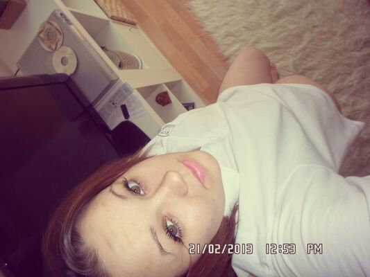  ,   Yuliya, 35 ,   ,   , c 