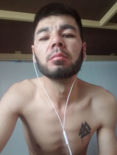  ,   Erlan, 33 ,   ,   