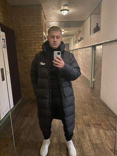  ,   Kristian, 25 ,   ,   