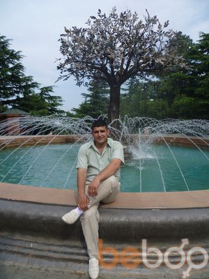  Pamplona,   Arkadi, 42 ,   