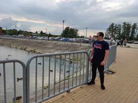  ,   Artem, 36 ,   ,   , c 