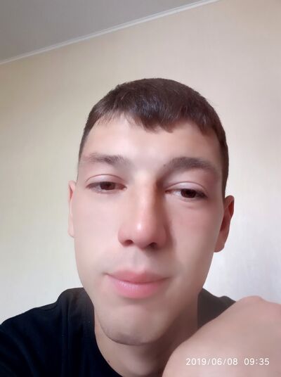  ,   Sergei, 31 ,   ,   , c 