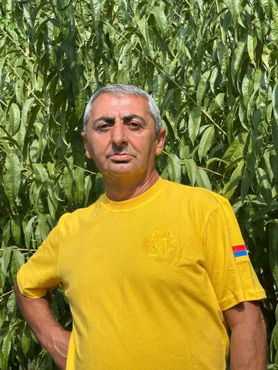  ,   Artur, 55 ,   ,   