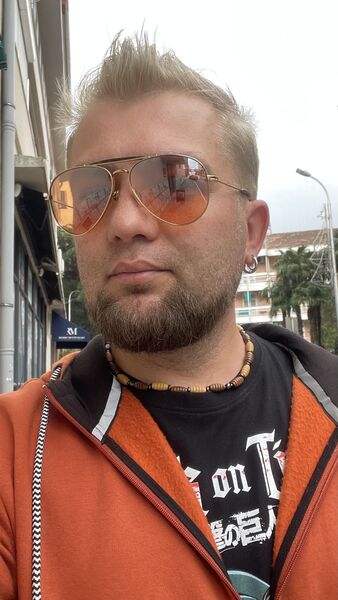  -,   , 37 ,     , c 