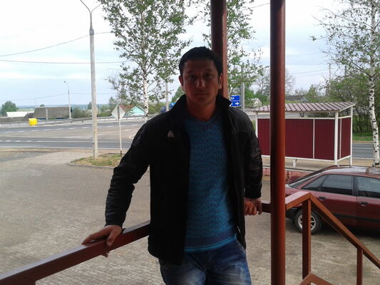  ,   Shaki, 34 ,  