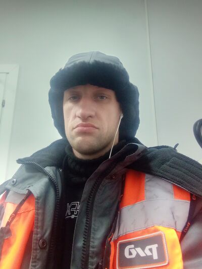  ,   Viktor, 33 ,   ,   , c , 