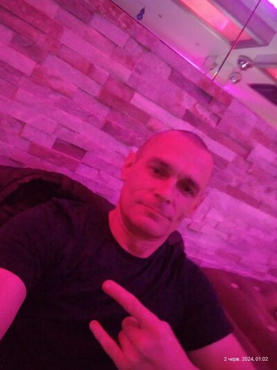  Oldenburg,   Vova, 43 ,   ,   