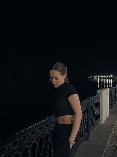  ,   Daria, 22 ,   ,   , c 