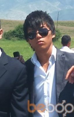  ,   Uli, 34 ,   