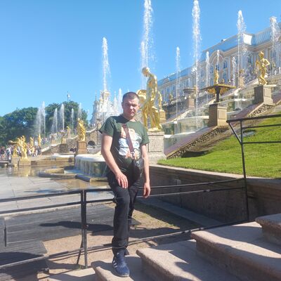  ,   Ivan, 37 ,     , c 