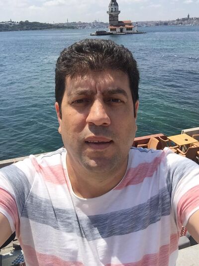  ,   Mehmet, 44 ,   ,   