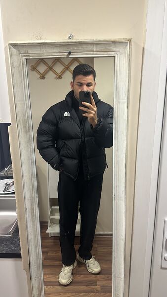  ,   Erdem, 28 ,   ,   
