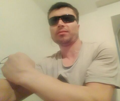  ,   Jorik, 44 ,   ,   , c 