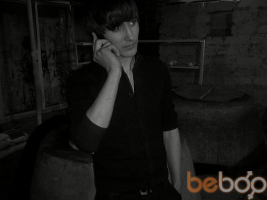  ,   ELVIN, 32 ,   