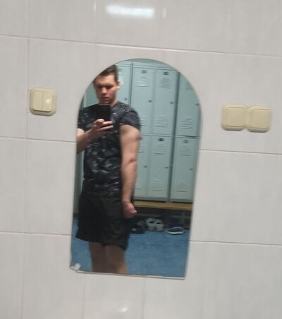  ,   Alex, 21 ,   ,   