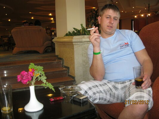  ,   Pasha, 39 ,   