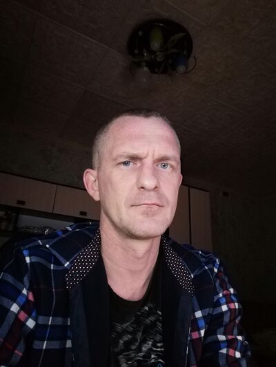  ,   Andrej, 41 ,   ,   