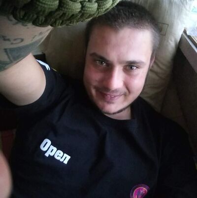  ,   Alex, 33 ,   ,   
