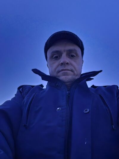  ,   Petru, 49 ,   c 