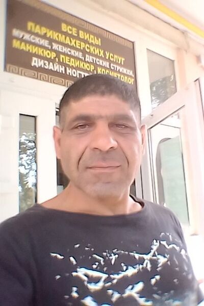  ,   Stepa, 52 ,  