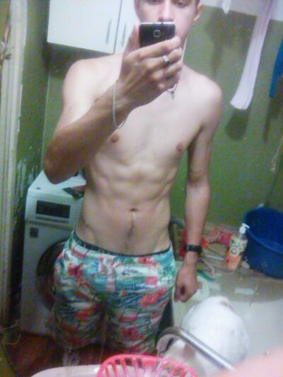  ,   Vladislav, 28 ,   