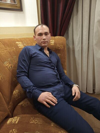  ,   Alex, 33 ,   ,   , c 