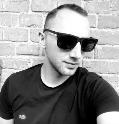  ,   Denis, 32 ,   ,   
