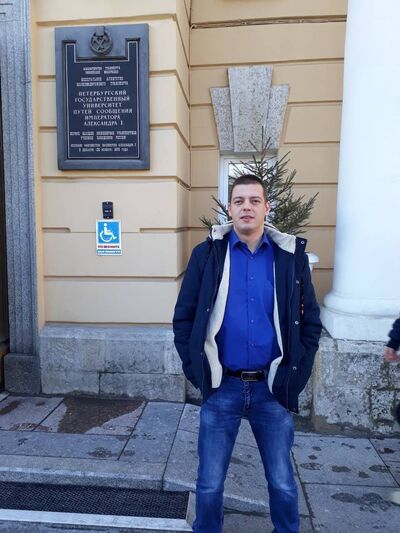  ,   Maxim, 41 ,   ,   , c , 