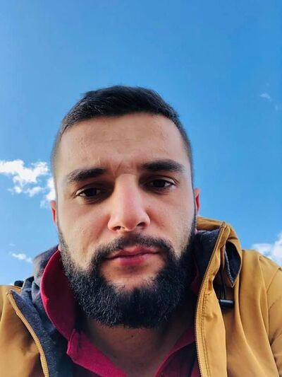  ,   Levan, 33 ,   ,   