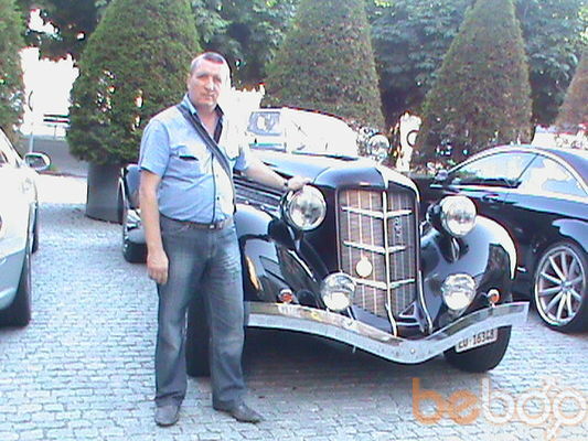   ,   Leonid, 52 ,   