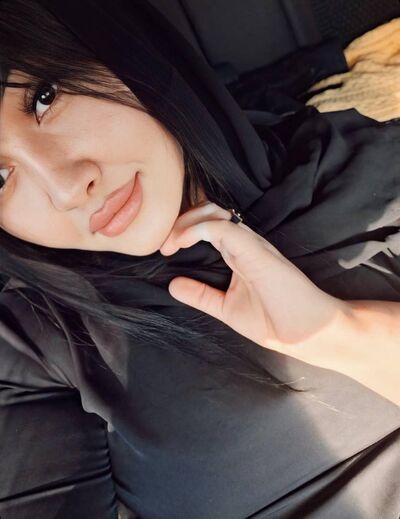  ,   Dilnoza, 28 ,   ,   