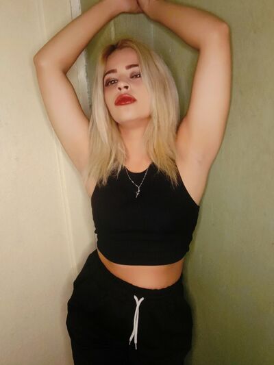  ,   Kristi, 26 ,   c 