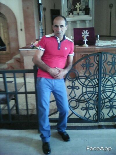  ,   Valentin, 56 ,   ,   