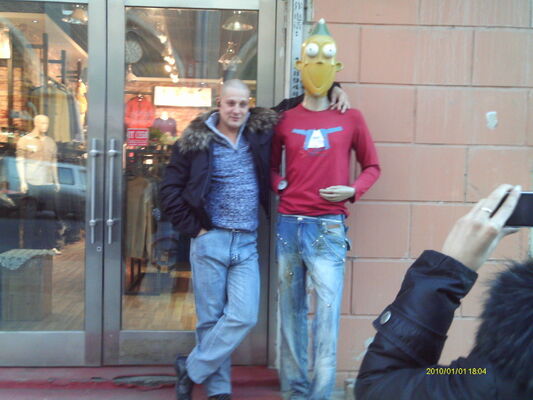  ,   Chamaeleon, 42 ,     , c 