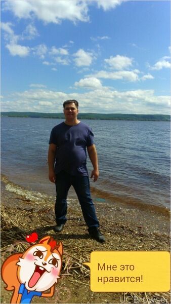  ,   Elvis, 35 ,   